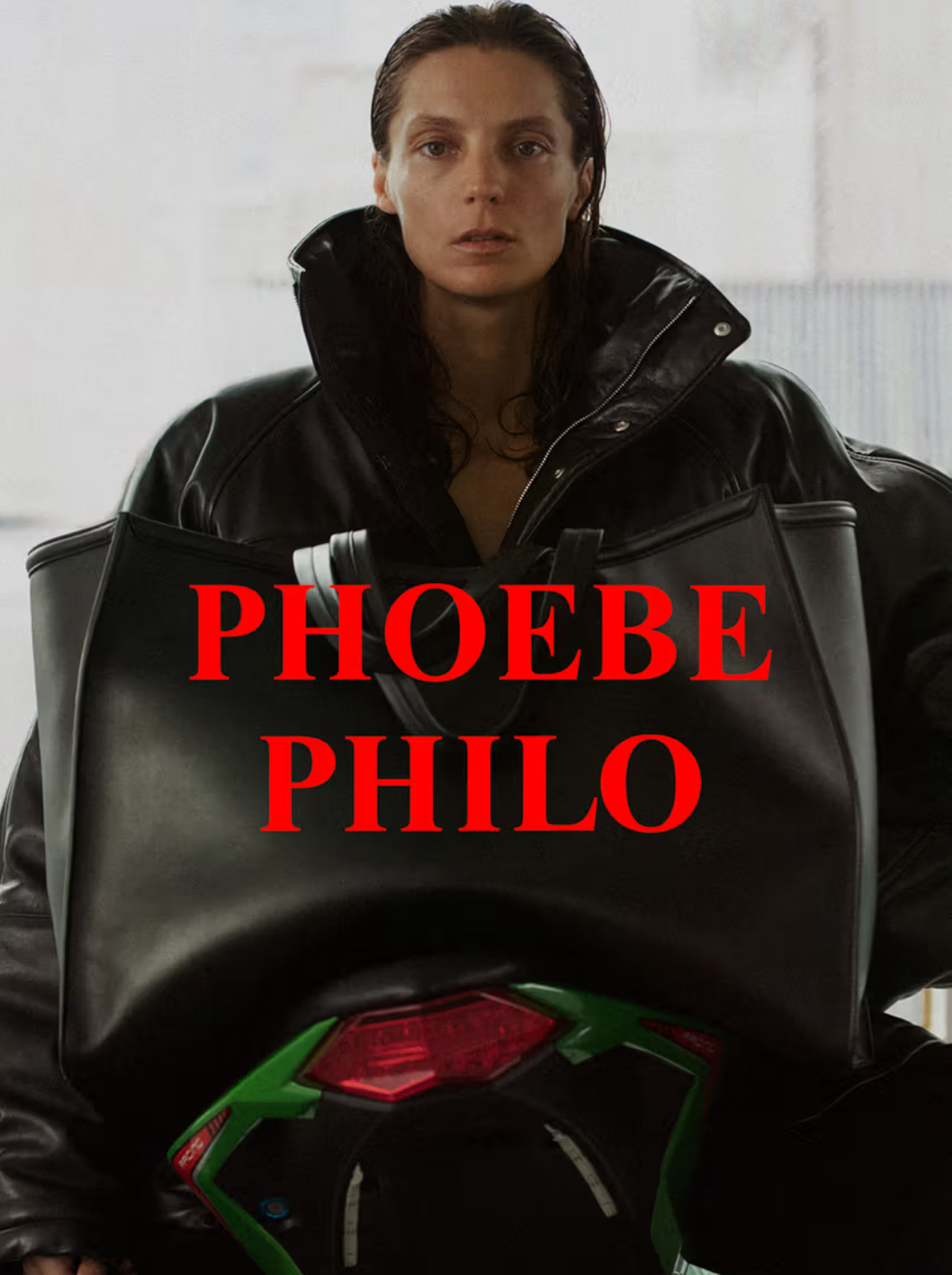 Phoebe Philo makes a come back!